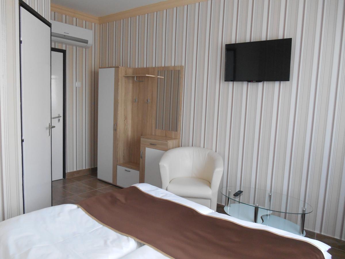 Holdfény Hotel Forro Eksteriør billede